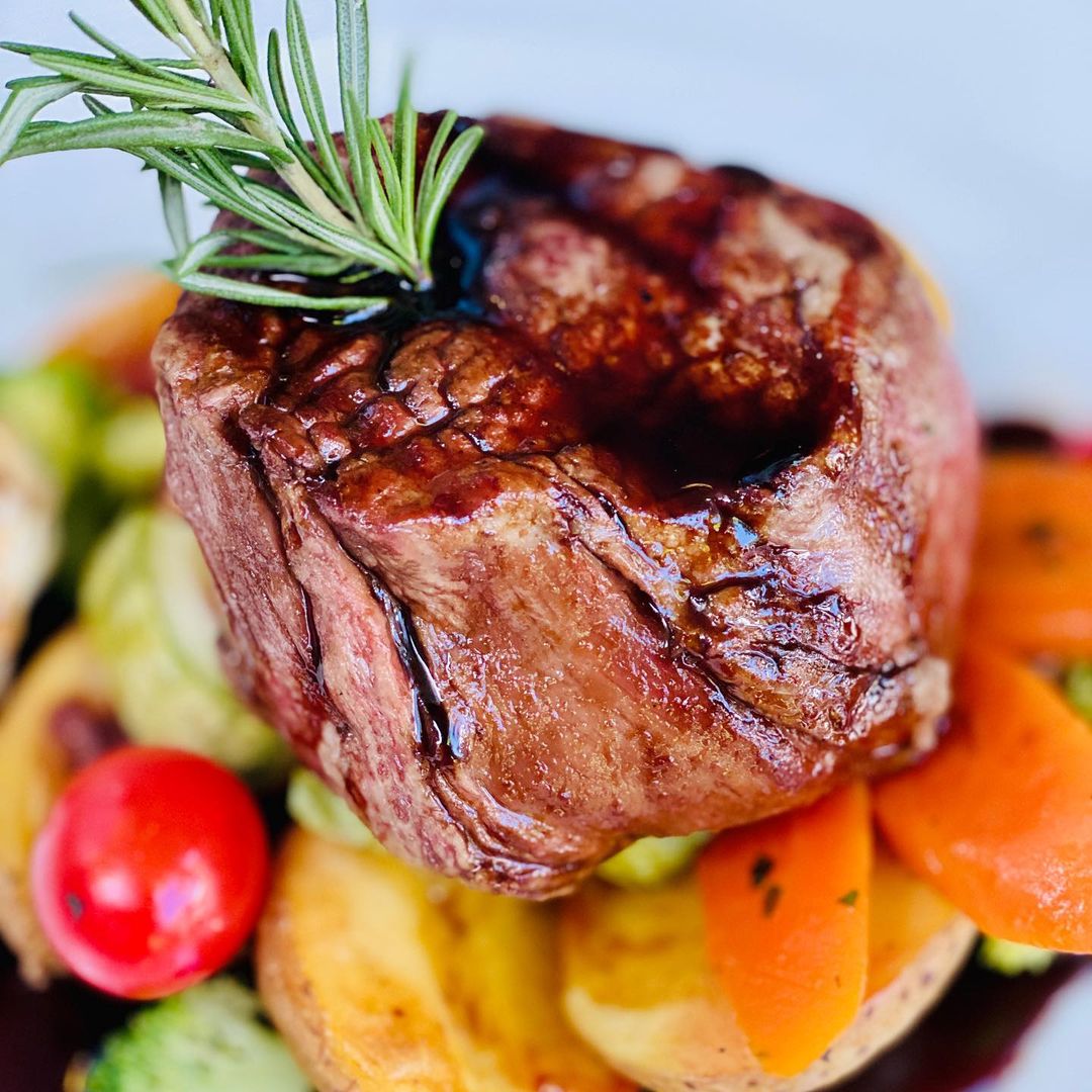 معرفی 5 مدل از  بهترین استیک های استاربال