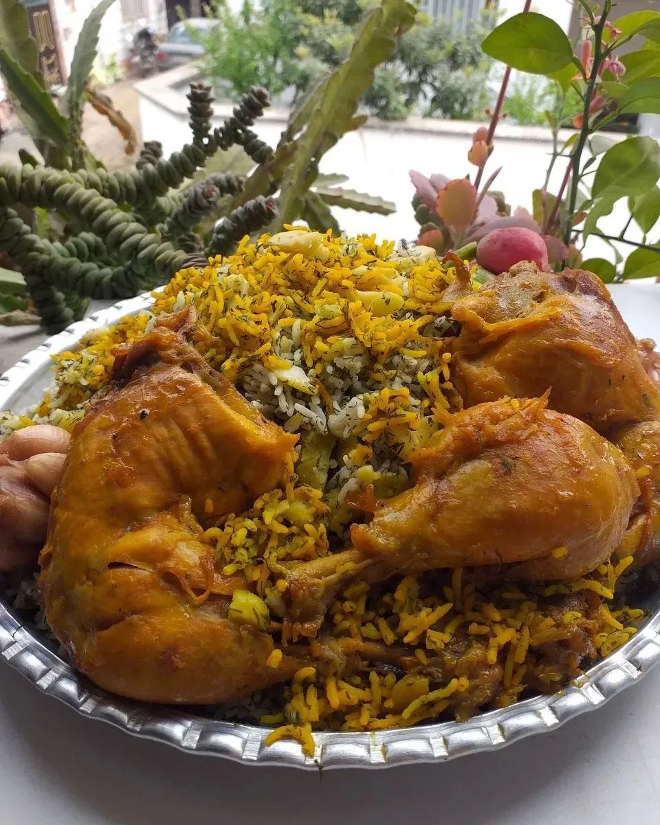 طرز تهیه باقالی پلو با مرغ همراه با نکات طلایی